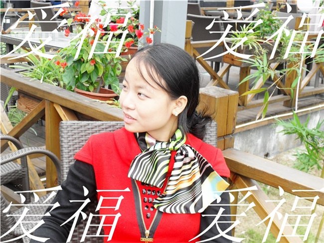 供应展会时尚美百变丝巾批发